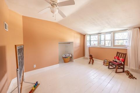 246 N Worth Ave, Elgin, IL 60123 photo 24