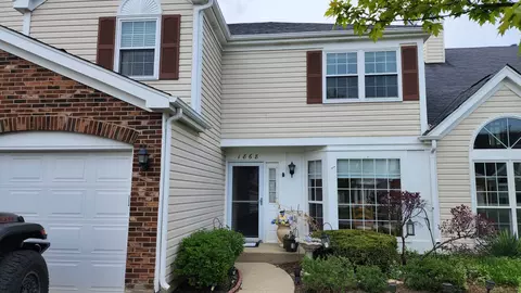 1868 Independence Ct, Gurnee, IL 60031