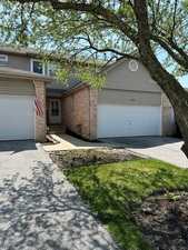 2129 W Adobe Dr, Addison, IL 60101 photo 1