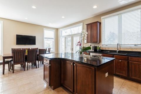 2001 Valor Ct, Glenview, IL 60026 photo 9