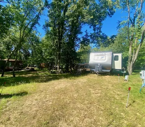 5 349350 Woodhaven, Sublette, IL 61367