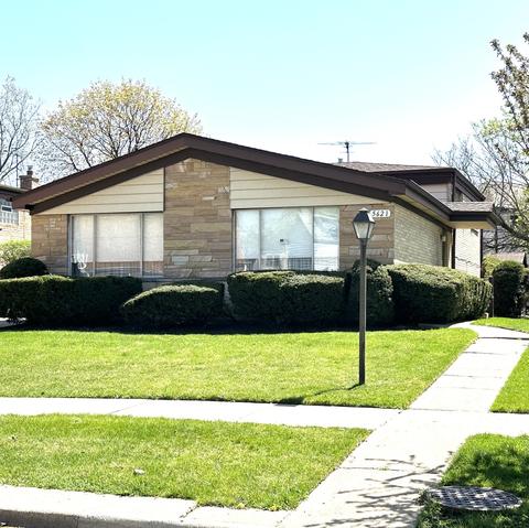 5621 Theobald Rd, Morton Grove, IL 60053