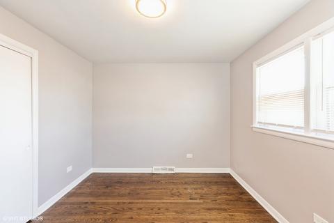 7700 S Mcvicker St, Burbank, IL 60459 photo 8
