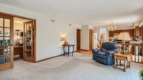 1840 Nicholson Dr, Hoffman Estates, IL 60192 photo 13