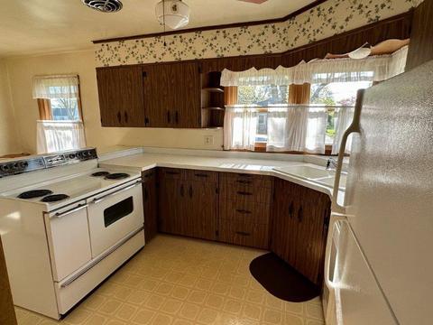 511 N Chicago St, Dwight, IL 60420 photo 2