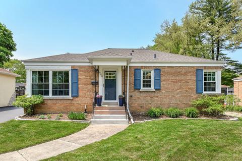 608 S Woodlawn St, Wheaton, IL 60187