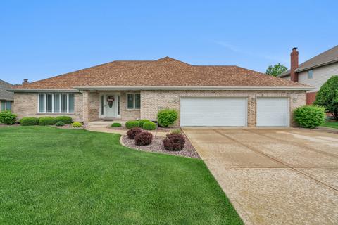 22532 Autumn Dr, Frankfort, IL 60423