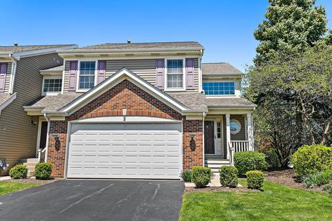 2 Blue Stem Ct, Streamwood, IL 60107