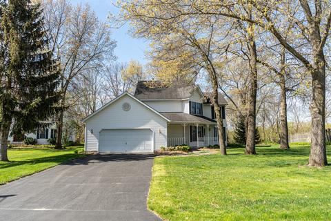 170 S Fox Run Ln, Byron, IL 61010