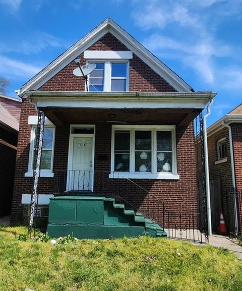 1518 E 77th St, Chicago, IL 60619 photo 1