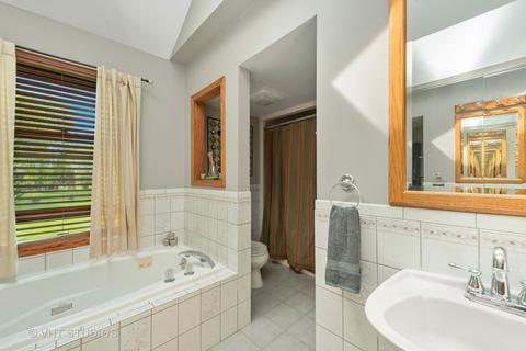 3403 Chellington Dr, Johnsburg, IL 60051 photo 12