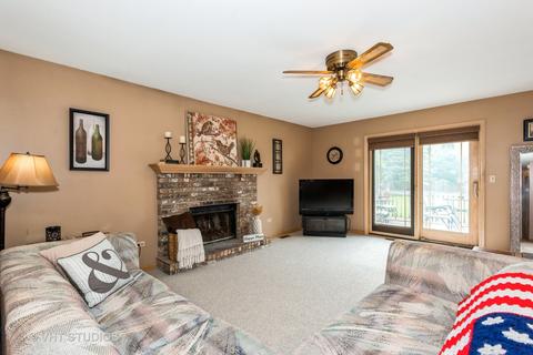 577 Yellowstone Dr, Elgin, IL 60123 photo 13
