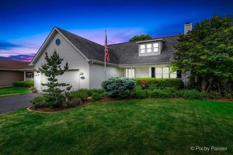 1510 Ginny Ln, Woodstock, IL 60098