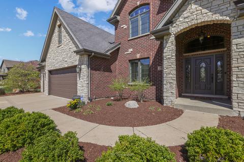 1977 Water Chase Dr, New Lenox, IL 60451