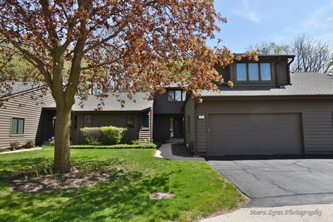 112 Sumac Ct, Saint Charles, IL 60174