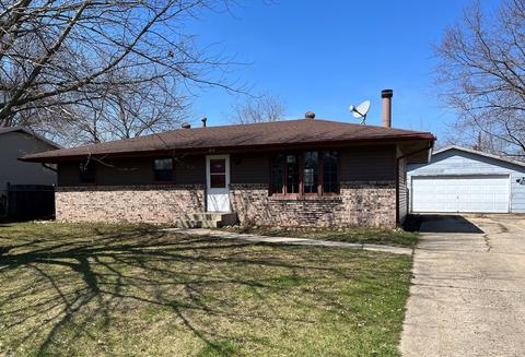 813 Iroquois Ave, Rockford, IL 61102