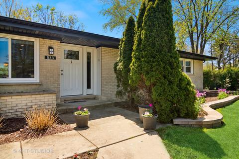833 Garden Ln, Wheeling, IL 60090 photo 2