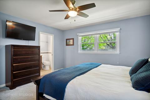 833 Garden Ln, Wheeling, IL 60090 photo 12
