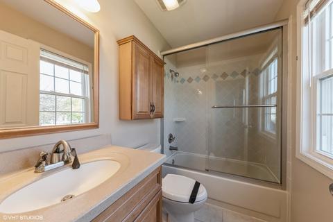 4312 Lombardy Ct, Hoffman Estates, IL 60195 photo 23