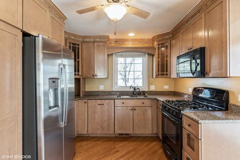 4312 Lombardy Ct, Hoffman Estates, IL 60195 photo 14