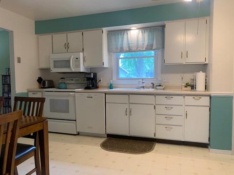 2008 Clover Ln, Champaign, IL 61821 photo 12