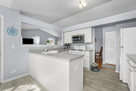 1047 Symphony Dr, Aurora, IL 60504 photo 14
