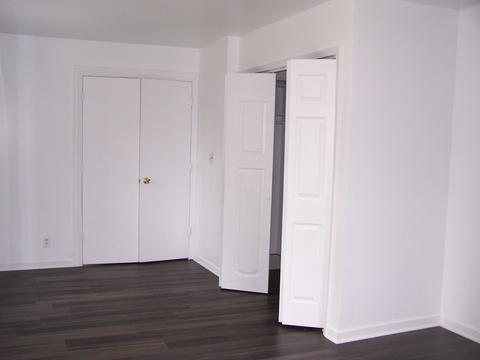 807 S Riverside Dr, Mchenry, IL 60050 photo 16