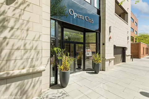 110 S Marion St #407, Oak Park, IL 60302