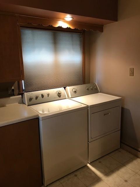 307 W Burton St, Eureka, IL 61530 photo 8