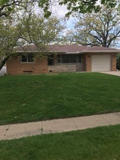 307 W Burton St, Eureka, IL 61530 photo 1
