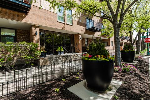 1000 E 53rd St #312S, Chicago, IL 60615