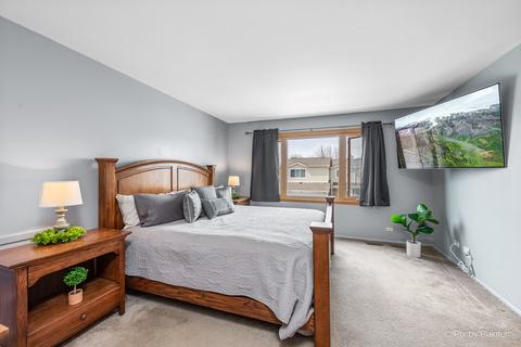 734 Buckingham Ct, Hoffman Estates, IL 60169 photo 15