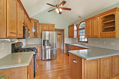 3551 Bunker Hill Dr, Algonquin, IL 60102 photo 7