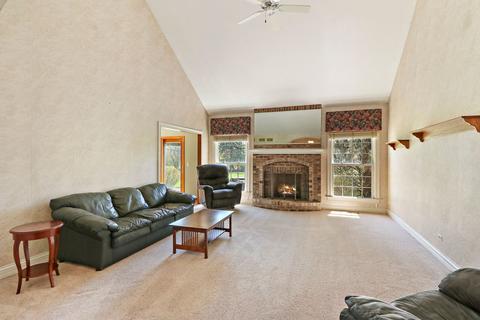 3551 Bunker Hill Dr, Algonquin, IL 60102 photo 5
