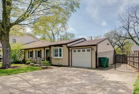 186 Raupp Blvd, Buffalo Grove, IL 60089