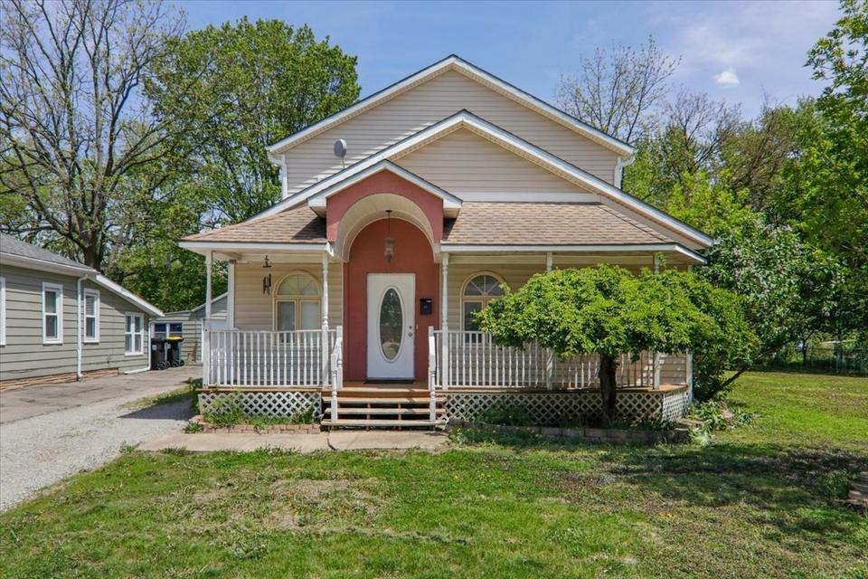 116 N Coolidge St, Normal, IL 61761 11 Photos MLS 11777664 Movoto