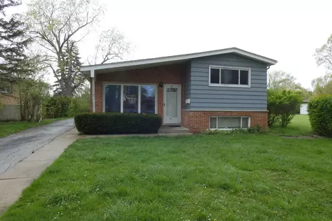 722 N Lenore St, Addison, IL 60101