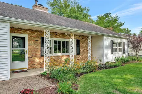 502 S Lincoln St, Philo, IL 61864 photo 6