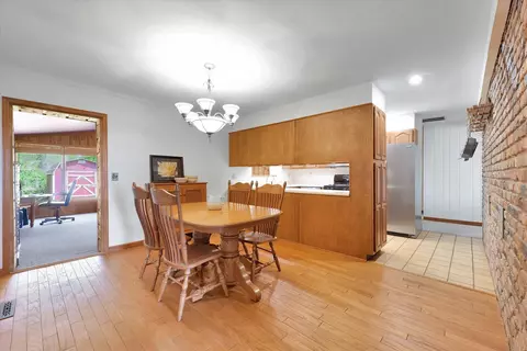 502 S Lincoln St, Philo, IL 61864 photo 14