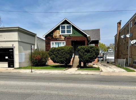 6252 W Addison St, Chicago, IL 60634