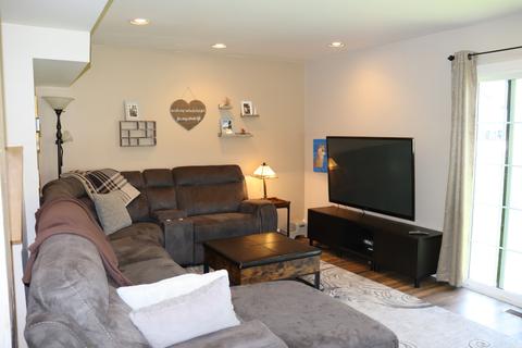 10 La Crosse Ct, Algonquin, IL 60102 photo 4