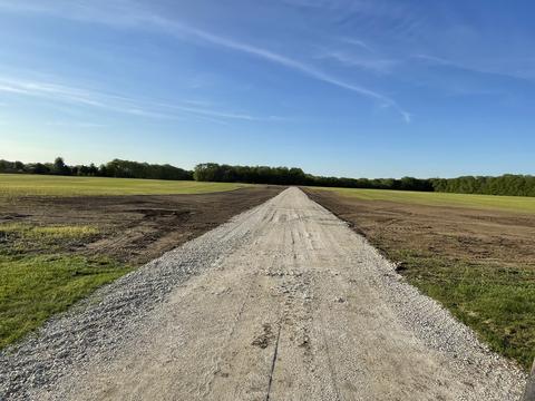 550 E Southmor Rd, Morris, IL 60450 photo 3