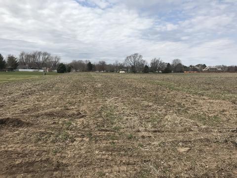 550 E Southmor Rd, Morris, IL 60450 photo 8