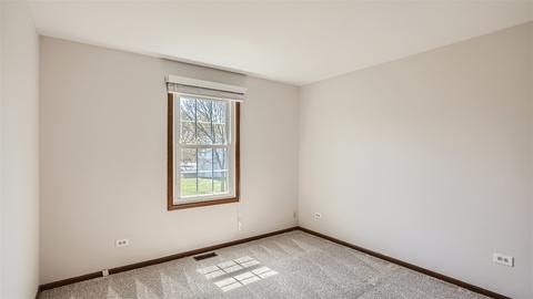 4565 Olmstead Dr, Hoffman Estates, IL 60192 photo 18