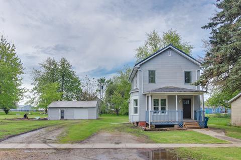 125 Clark St, Chenoa, IL 61726 photo 2