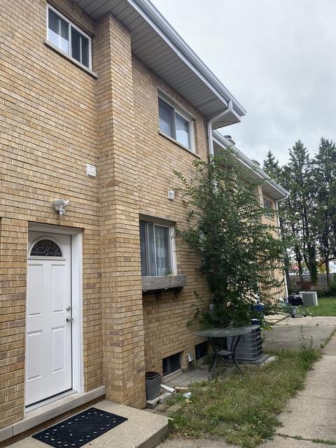 1442 Willow Ave, Des Plaines, IL 60016 photo 2