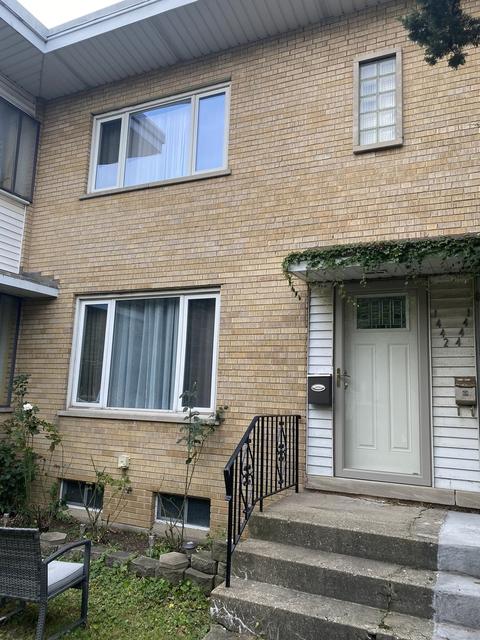 1442 Willow Ave, Des Plaines, IL 60016 photo 14