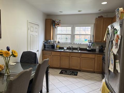 664 Dickie Ave, Elgin, IL 60120 photo 7