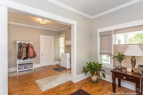 324 E 12th St, Lockport, IL 60441 photo 5