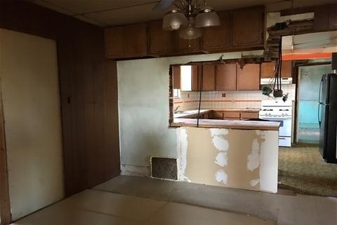 210 E Hancock St, Longview, IL 61852 photo 4